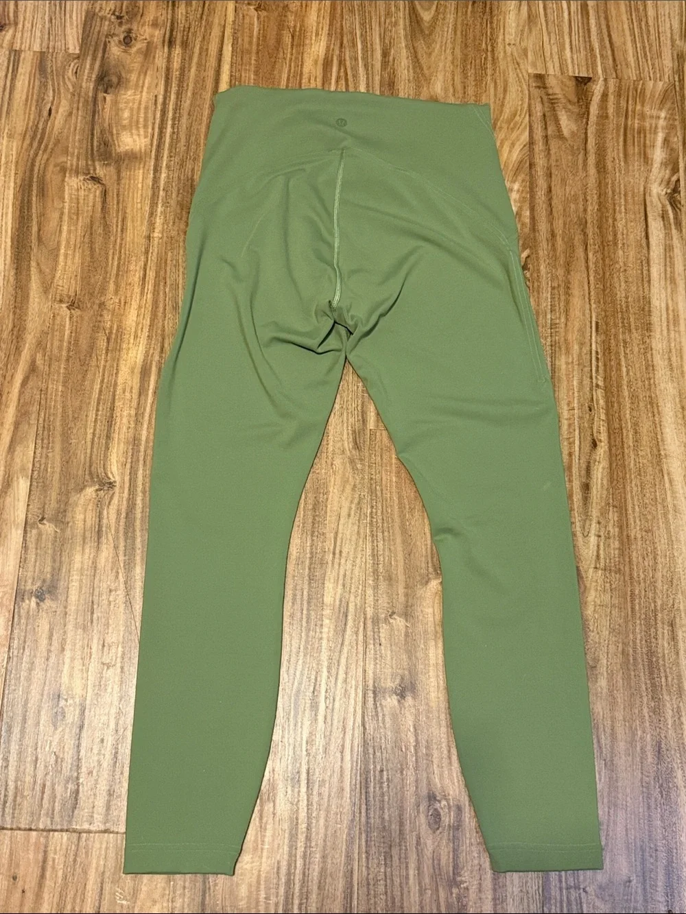 Luluelmon women 8 medium leggings green tights mid rise crop ankle athletic run - Picture 4 of 8